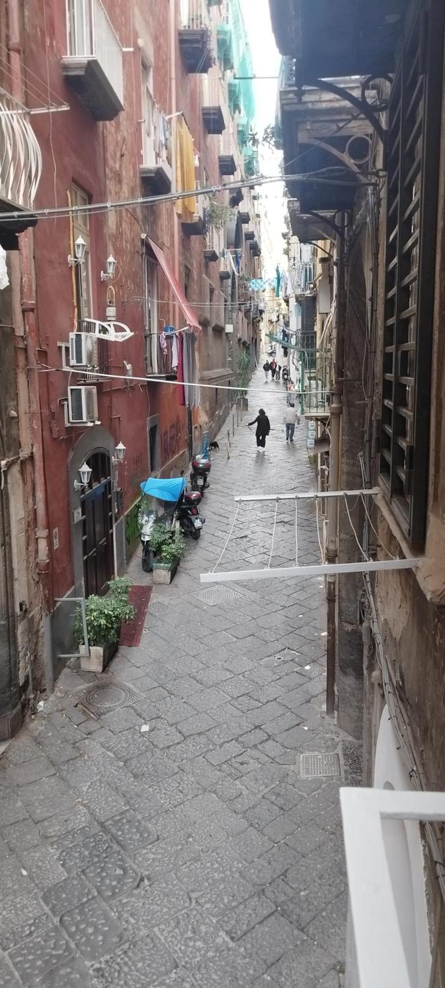 Civico 18 *